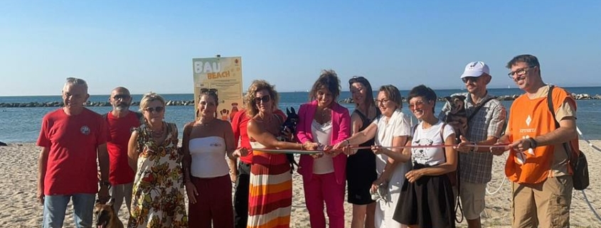 Inaugurazione Bau Beach a Torrette di Ancona